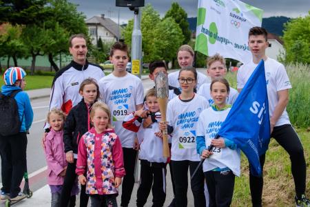 FOTO  Slovenske olimpijske sanje ponesli širom naše občine 79